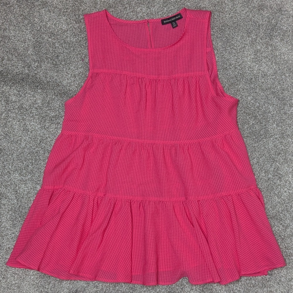 Banana Republic Seersucker Tiered Pink‎ Babydoll Tank Top Women's Medium Tall
